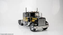 Road Kings - 1:18 Kenworth W900 Gold/Black from