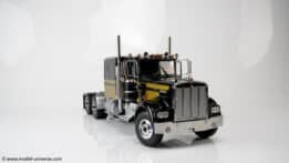 Road Kings - 1:18 Kenworth W900 Gold/Black from