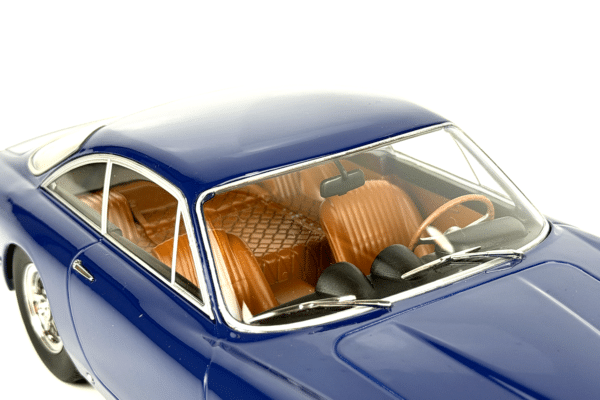 KK Scale 1:18 Ferrari 250 Berlinetta GT Lusso Blue 1962 (KKDC181024) Diecast Model 25 KK Scale 1:18 Ferrari 250 Berlinetta GT Lusso Blue 1962 (KKDC181024) Diecast Model