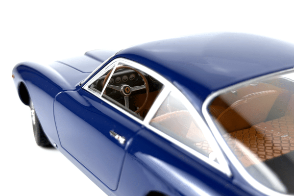 KK Scale 1:18 Ferrari 250 Berlinetta GT Lusso Blue 1962 (KKDC181024) Diecast Model 21 KK Scale 1:18 Ferrari 250 Berlinetta GT Lusso Blue 1962 (KKDC181024) Diecast Model