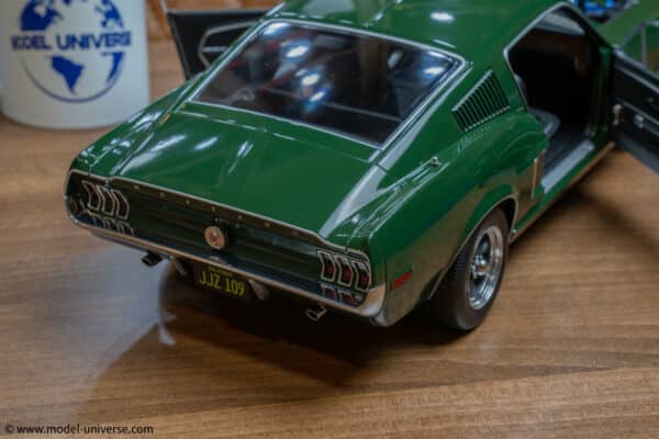 KK Scale - 1:12 Ford Mustang GT Fastback from "Bullitt" 1968 - Diecast Model