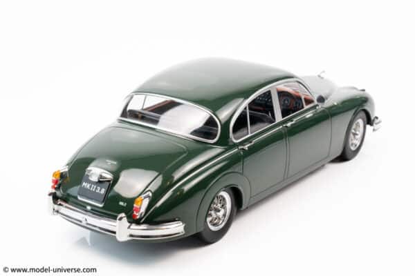 KK Scale - 1:18 Jaguar Mk.II 3.8 RHD 1959 Dark Green - Diecast Model