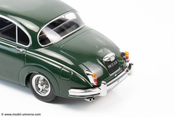 KK Scale - 1:18 Jaguar Mk.II 3.8 RHD 1959 Dark Green - Diecast Model