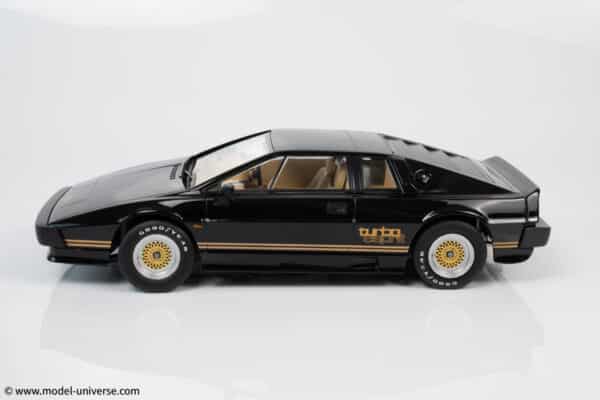 KK Scale - 1:18 Lotus Esprit Turbo 1981 Black / Gold - Diecast Model