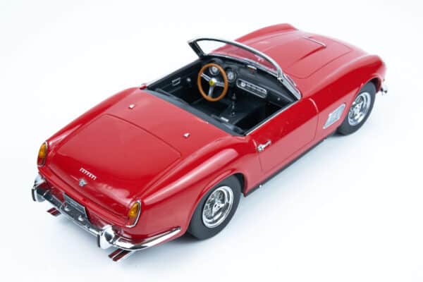 KK Scale - 1:18 Ferrari 250 GT California Spyder European Version 1960 Red - Diecast Model