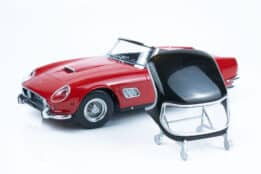 KK Scale - 1:18 Ferrari 250 GT California Spyder European Version 1960 Red - Diecast Model