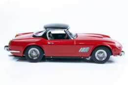 KK Scale - 1:18 Ferrari 250 GT California Spyder European Version 1960 Red - Diecast Model