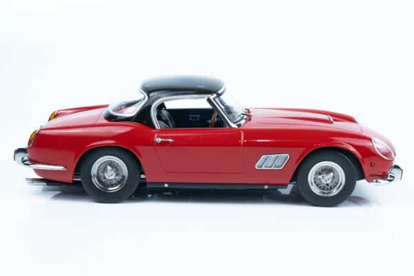 KK Scale - 1:18 Ferrari 250 GT California Spyder European Version 1960 Red - Diecast Model