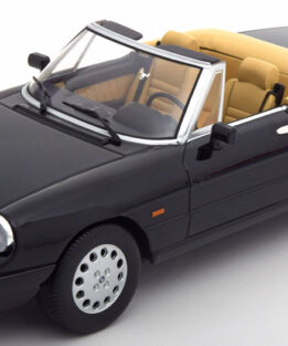 KKDC180182 Alfa Romeo Spider 4 1:18 scale diecast model car