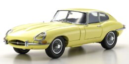 Kyosho 1:18 Jaguar E-Type 3.8L Coupe Series I 1961 Pale Primrose (KS08954LY)