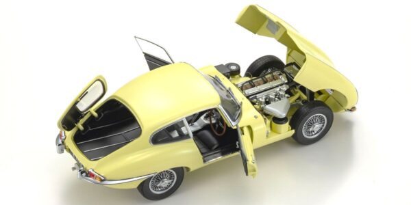 Kyosho 1:18 Jaguar E-Type 3.8L Coupe Series I 1961 Pale Primrose (KS08954LY)