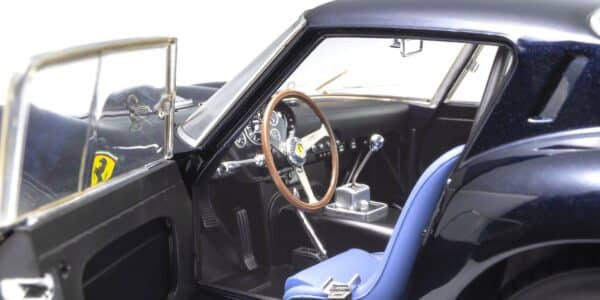 Kyosho 1:18 Ferrari 250 GTO 1963 Dark Blue (Blu Scuro) (KS08438H) Diecast Model 9 Kyosho 1:18 Ferrari 250 GTO 1963 Dark Blue (Blu Scuro) (KS08438H) Diecast Model