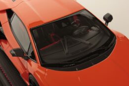 MR Collection 1:18 Lamborghini Revuelto Arancio Apodis Naranja