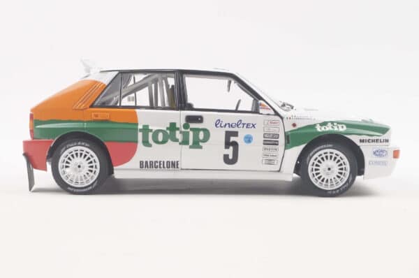 Lancia Delta HF Integrale White No.5 Monte Carlo Rally 1994 A.Aghini, S.Farnocchia - 1:18 Scale Diecast Model by Solido - Image 3
