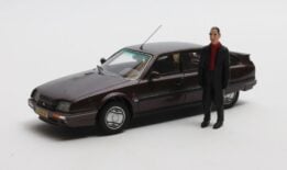 Citroen CX GTi Turbo 2 1986 w/ Jules D Figure