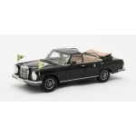 Matrix - 1:43 Mercedes Benz 300SEL Landaulette Vatican