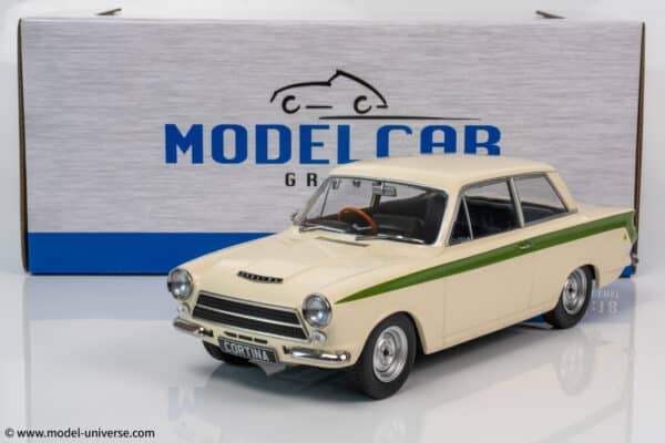 MCG - 1:18 Ford Lotus Cortina Mk.1 1963 White/Green - Diecast Model