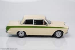 MCG - 1:18 Ford Lotus Cortina Mk.1 1963 White/Green - Diecast Model