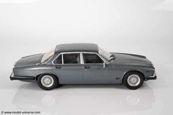 MCG - 1:18 Jaguar XJ6 Series III Dark Grey Metallic 1979 - Diecast Model