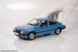 MCG - 1:18 Vauxhall Cavalier GL Blue 1981 (UK RHD Exclusive) - Limited Edition Diecast Model