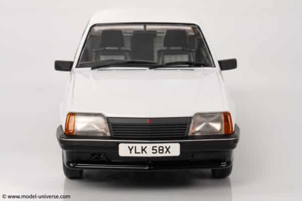 MCG - 1:18 Vauxhall Cavalier SRi White 1981 (UK RHD Exclusive) - Limited Edition Diecast Model