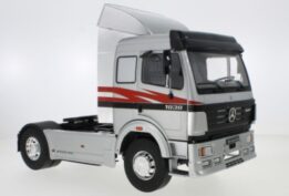 mcg - 1:18 mercedes-benz sk ii silver 1994 diecast model