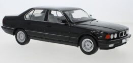 mcg - 1:18 bmw 750i (e32) metallic black 1992 7 series diecast model