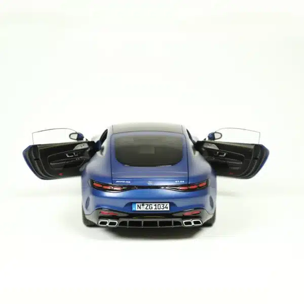 NZG - 1:18 Mercedes-AMG GT63 Spektralblau