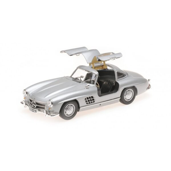 Minichamps 1/18 Mercedes 300 SL Silver Diecast Model 110037210