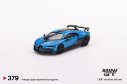 MGT00379-L - 1/64 BUGATTI CHIRON PUR SPORT BLUE (LHD)