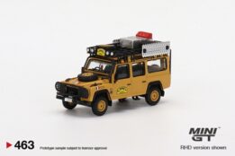 MGT00463-R - 1/64 LAND ROVER DEFENDER 110 1989 CAMEL TROPHY AMAZON TEAM FRANCE (RHD)