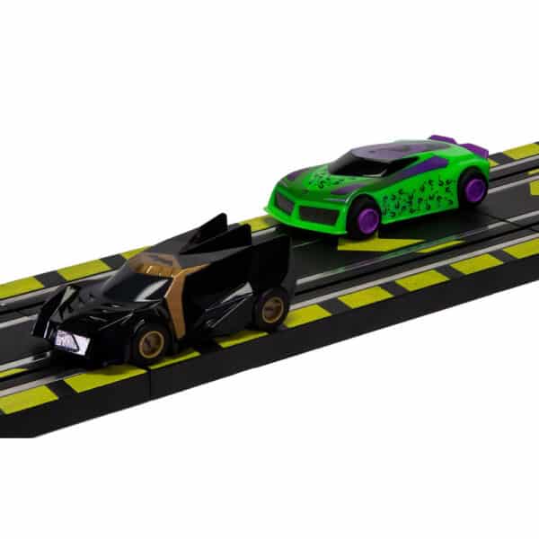 micro scalextric batman vs the riddler set battery powered race set - 1:64 (g1170m)