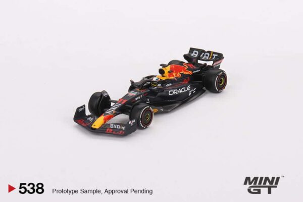 mini gt - 1:64 oracle red bull racing rb18 #11 sergio perez 2022 abu dhabi grand prix 3rd place