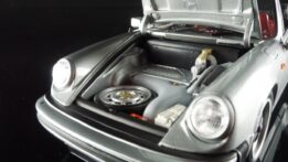minichamps 100063034 1:18 porsche 911 2.3 carrera cabriolet diecast model silver image10