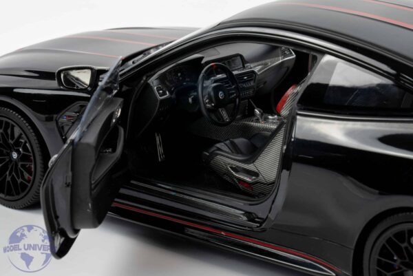 Minichamps - 1:18 BMW M4 CSL Black and Red Metallic 2022 - Diecast Model 16 Minichamps - 1:18 BMW M4 CSL Black and Red Metallic 2022 - Diecast Model