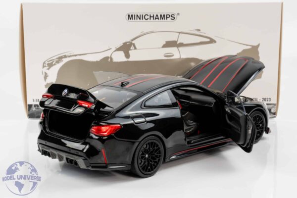 Minichamps - 1:18 BMW M4 CSL Black and Red Metallic 2022 - Diecast Model 12 Minichamps - 1:18 BMW M4 CSL Black and Red Metallic 2022 - Diecast Model