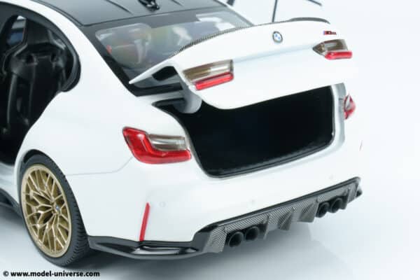 Minichamps - 1:18 BMW M3 CS Frozen White 2023 - Diecast Model