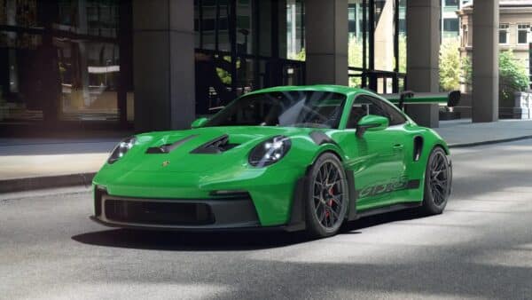 Minichamps - 1:18 Porsche 911 (992) GT3RS Green w/Dark Silver Wheels 2024