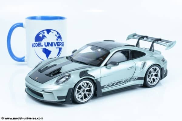 Minichamps - 1:18 Porsche 911 (992) GT3 RS 2023 Silver - Limited Edition Diecast Model