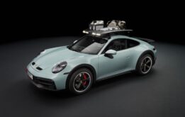 Minichamps - 1:18 Porsche 911 Dakar Green Metallic 2022