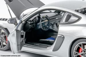 Minichamps - 1:18 Porsche Cayman GT4 RS Silver Metallic w/Weissach Package 2024 - Diecast Model