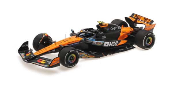 Minichamps 1:18 McLaren MCL39 No.4 Lando Norris World Champion Abu Dhabi GP 2025 with Figure & Pit Boards (537254104) Limited Edition Resin Model 6 Minichamps 1:18 McLaren MCL39 No.4 Lando Norris World Champion Abu Dhabi GP 2025 with Figure (537254104)