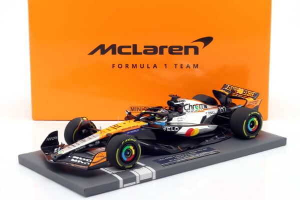 Minichamps - 1:18 McLaren F1 MCL39 No.4 Oscar Piastri 2nd British GP 2025 - Limited Edition Resin Model