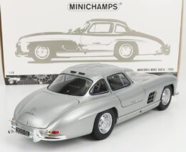 Minichamps - 1:18 Mercedes-Benz 300 Sl (W198 I) Silver (1954)