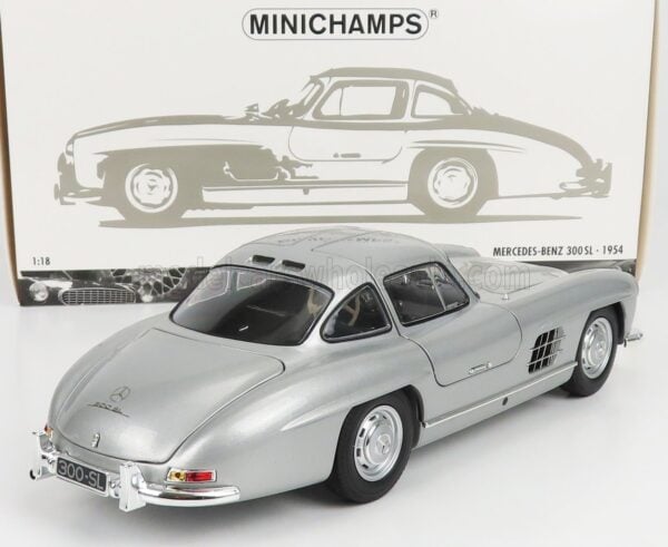 Minichamps - 1:18 Mercedes-Benz 300 Sl (W198 I) Silver (1954)
