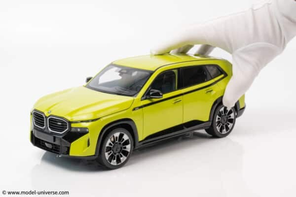 minichamps 1_18 bmw xm sau paulo yellow diecast model 02