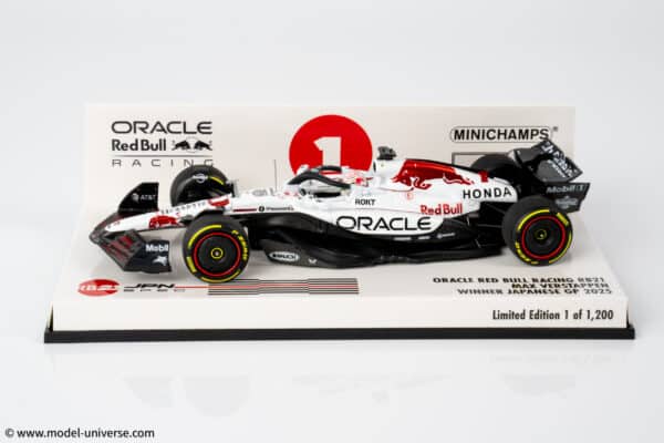 Minichamps - 1:43 Red Bull Racing RB21 No.1 Max Verstappen Winner Japanese GP 2025 - Special White Honda Tribute Livery - Limited Edition Resin Model