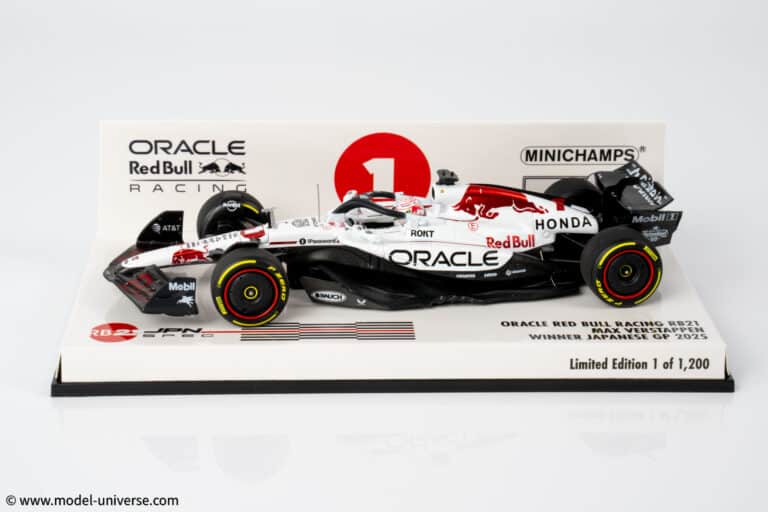 Minichamps - 1:43 Red Bull Racing RB21 No.1 Max Verstappen Winner Japanese GP 2025 - Special White Honda Tribute Livery - Limited Edition Resin Model