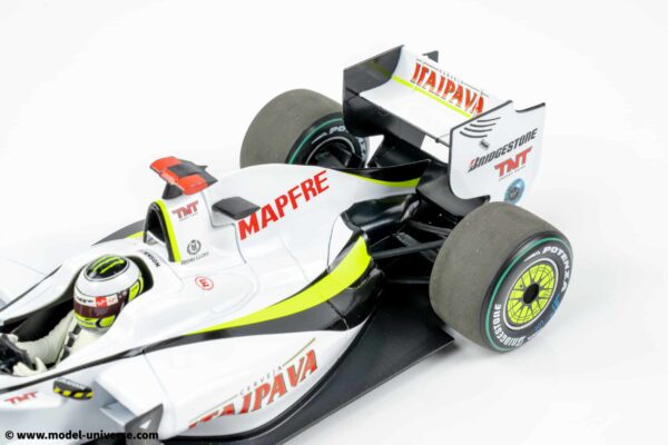Minichamps - 1:18 Brawn GP BGP001 No.22 Jenson Button World Champion Brazilian GP 2009 with Pitboard - Limited Edition Diecast Model 24 Minichamps - 1:18 Brawn GP BGP001 No.22 Jenson Button World Champion Brazilian GP 2009 with Pitboard - Limited Edition Diecast Model