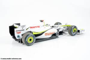 Minichamps - 1:18 Brawn GP BGP001 No.22 Jenson Button World Champion Brazilian GP 2009 with Pitboard - Limited Edition Diecast Model